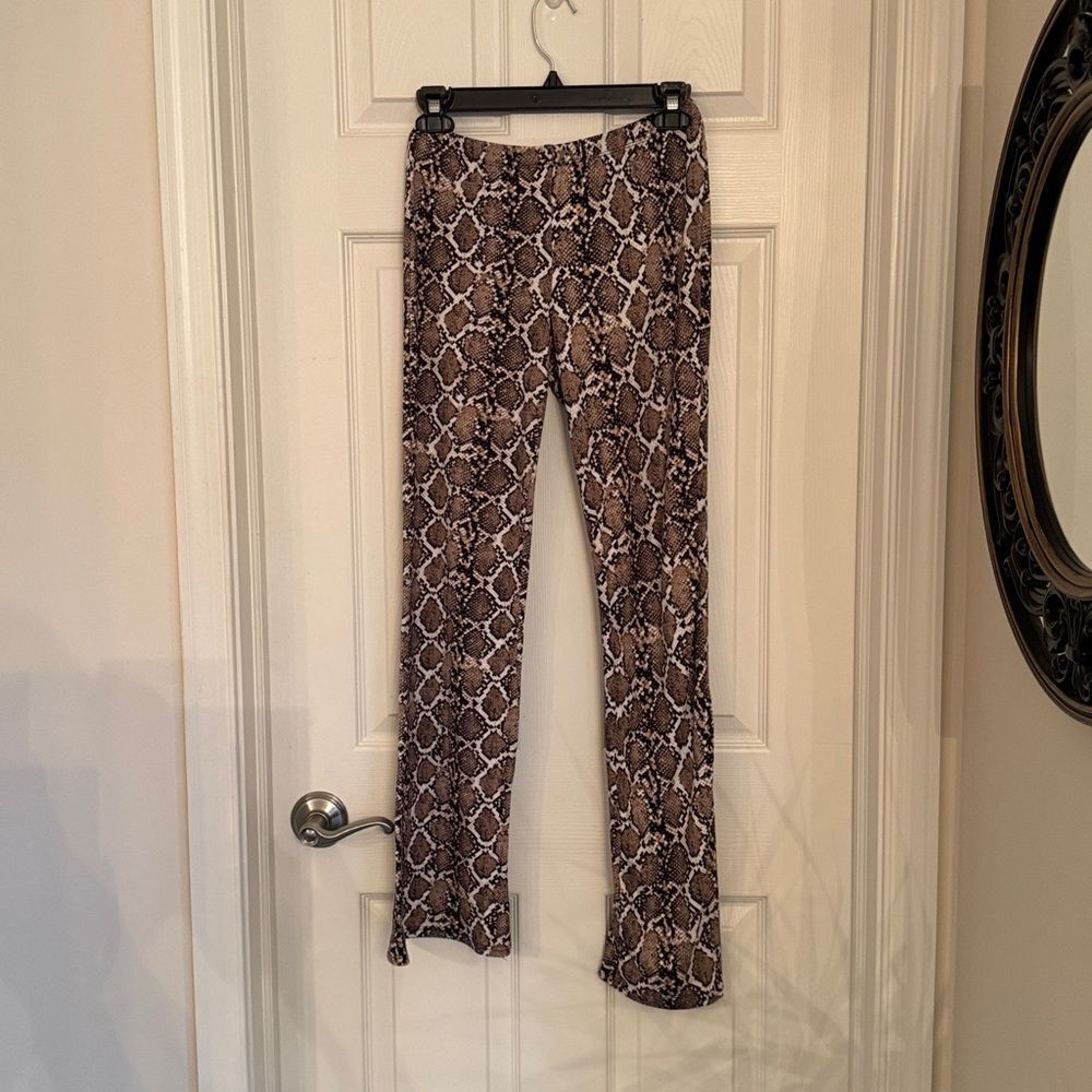 Snakeskin Print Pants super comfy size large